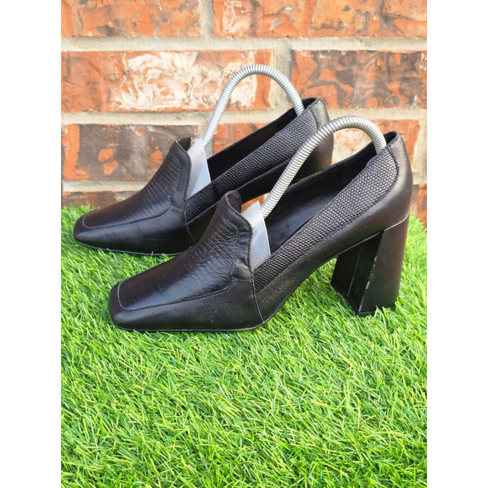 Gibson Latimer Black Square Toe Block Heel Loafers women's Size 9